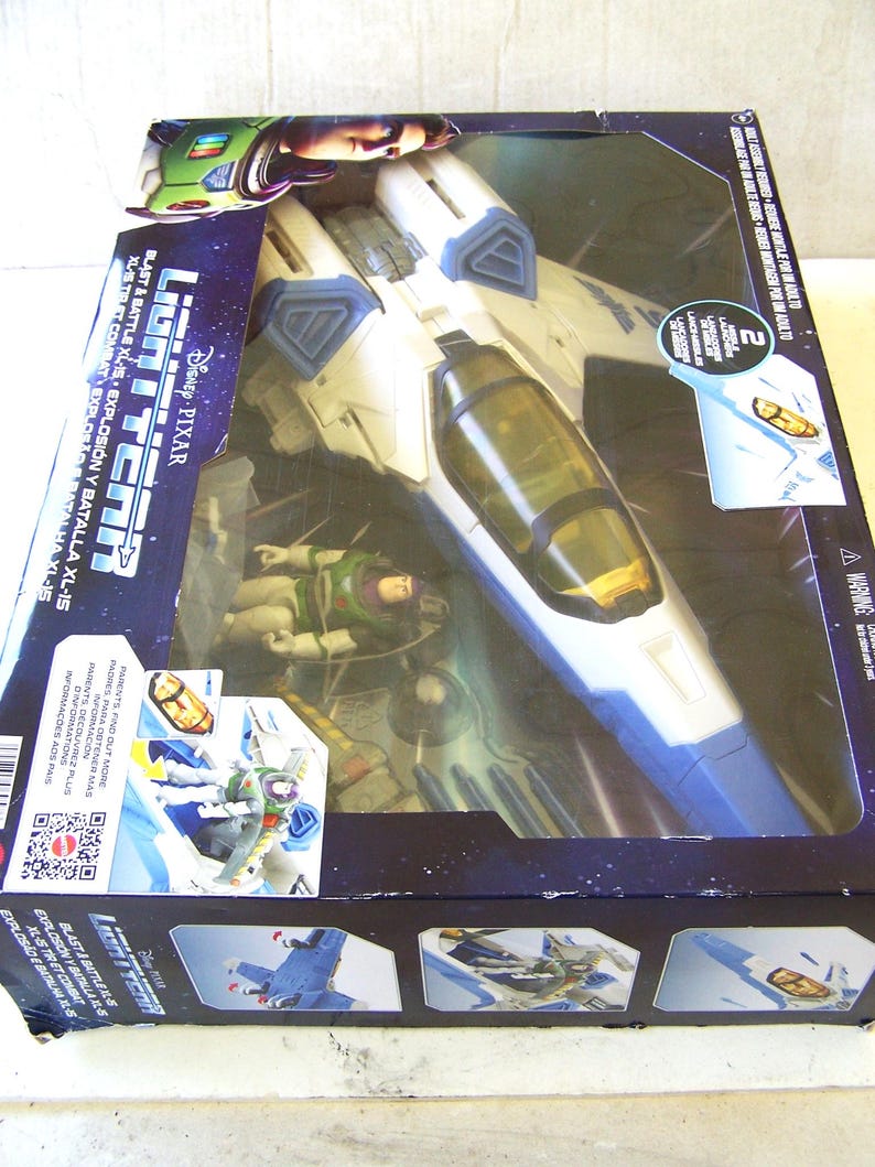 Buzz Lightyear Blast & Battle XL-15 Ny oöppnad låda, Samlarfigurset, Födelsedagspresent, Amerikansk säljare, Lightyear Rymdjet bild 4