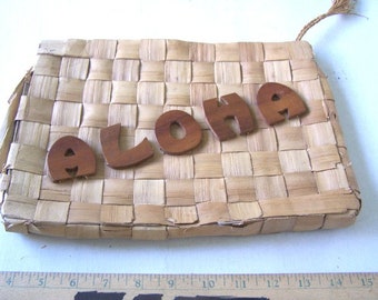 Bolsa o monedero de recuerdo hawaiano, bolsa de paja temática de Aloha, monedero turístico, monedero tejido de mediados del siglo, embrague o bolso turístico de 1940, regalo para ella