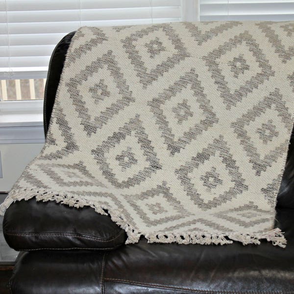 CLEARANCE 4.5x2 ft Beige Taupe Vintage Wool Diamond Handwoven Kilim Rug Washable Reversible Geometric Dhurrie Rug Runner Neutral Lap Quilt