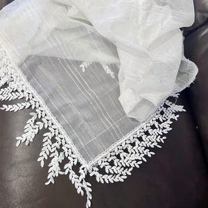 TAILLES DISPONIBLES Coton, tissé à la main blanc avec paillettes dorées, dentelle à utiliser pour la houppa, écharpe, voile de mariée, ciel de lit, rideaux