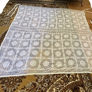 TAILLES DISPONIBLES, broderie texturée épaisse blanc bohème sur toile de fond Photo auvent de baldaquin de mariage réversible en mousseline de soie blanche douce houppa