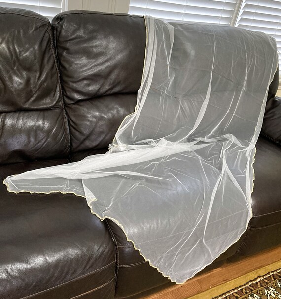 Vintage, White Soft Net with Gold Beaded Wavy Edg… - image 5