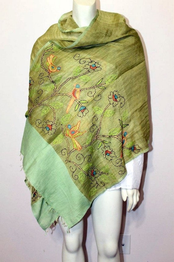 CLEARANCE Vintage Boho Green Linen Hand Embroidere