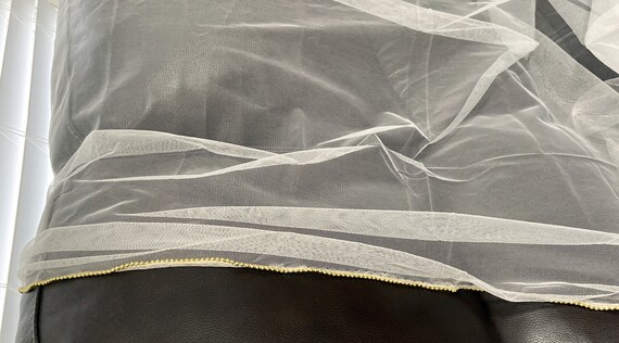 Vintage, White Soft Net with Gold Beaded Wavy Edg… - image 4