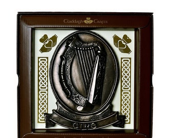 CC02 Silver claddagh harpe plaque 7" island turf crafts