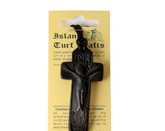Irish Turf Penal Pendant 2'' [T25-J4]