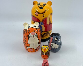 Muñecas Matryoshka de Winnie the Pooh pintadas a mano: juego de 5 piezas