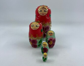 Muñeca Matryoshka Floral de Zhostovo: Muñecas rusas pintadas a mano, 5 piezas