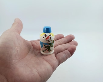 Hand Painted Snowman Nesting Dolls: 5 Piece Miniature Matryoshka