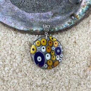 Klimt Jewelry, painted shell, Hand painted, Klimt pendant, lacquer art, global curiosity, miniature painting, Art inspired, Art nouveau
