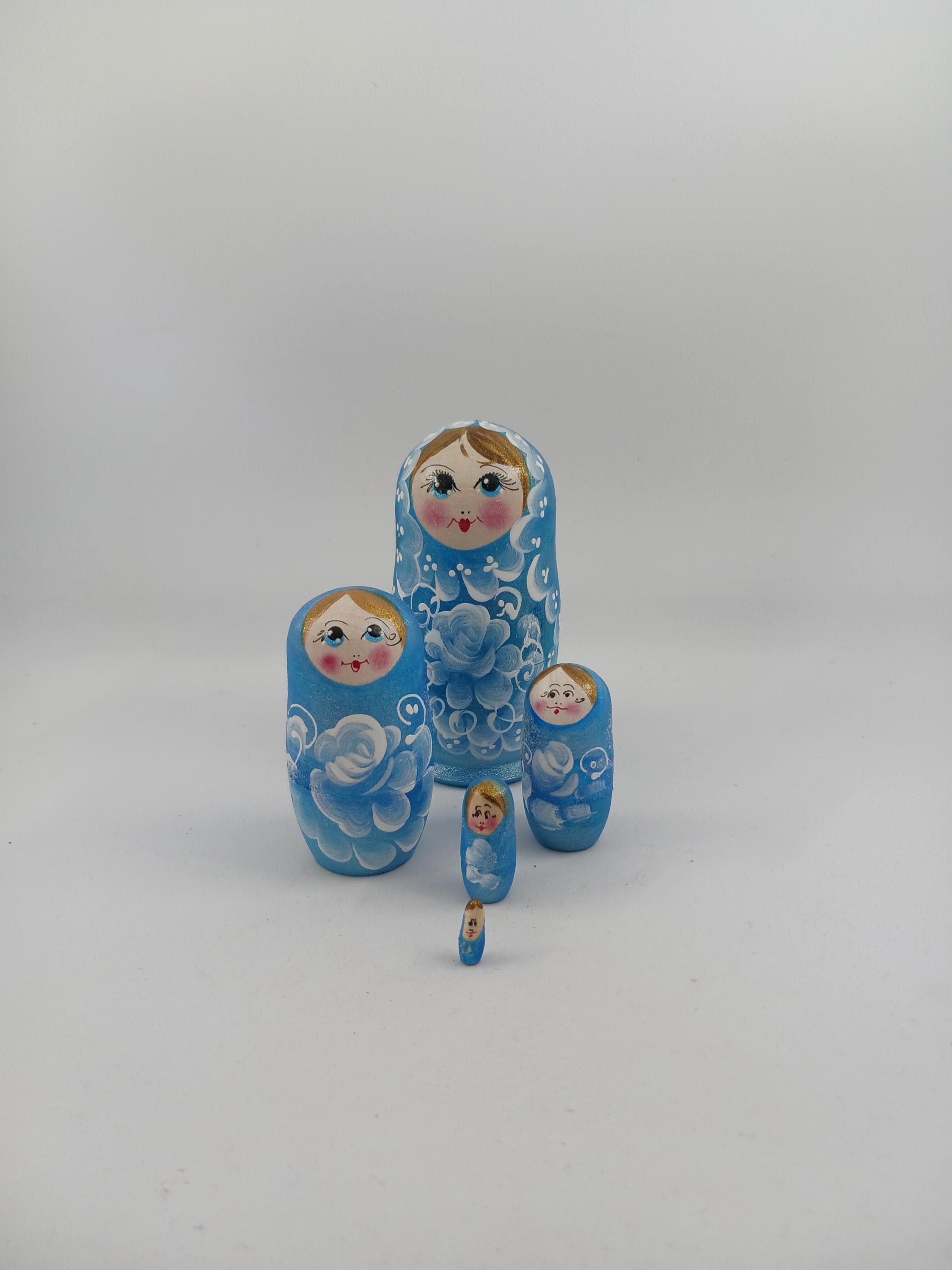 ベネチアガラス　ペア人形　水色 Hand Painted Zhostovo Floral Nesting Doll: 5 Piece Matryoshka Set