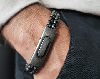 Engraved Men Stainless Steel Bracelet, Thick Link Bracelet for Him, Personalized Men Christmas Gift