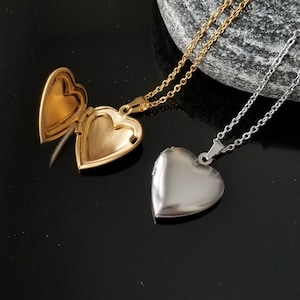 Collier médaillon coeur gravé, collier photo femme, cadeau personnalisé pour maman