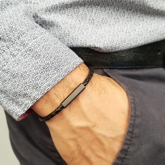 Top 85+ mens simple leather bracelet latest
