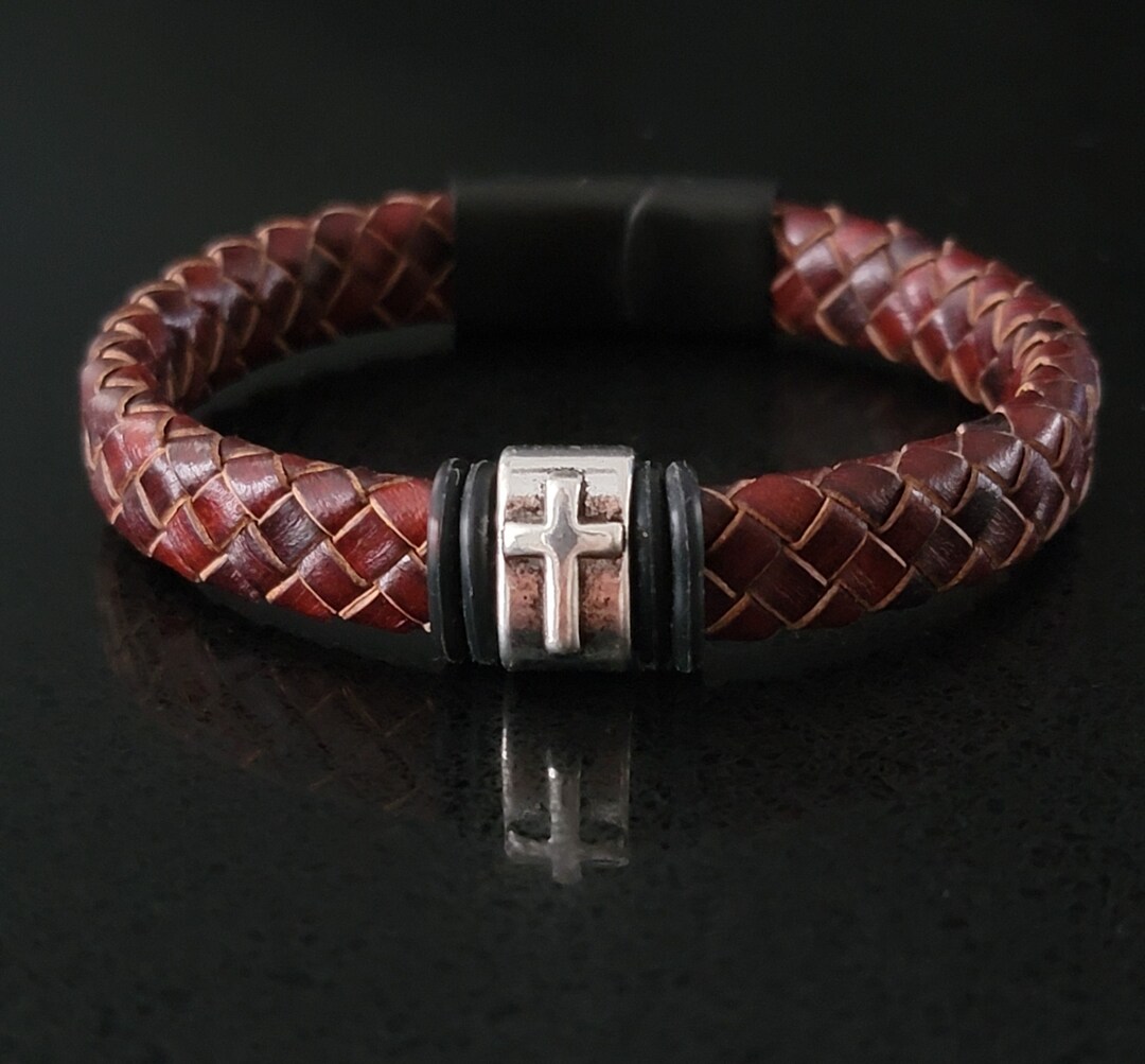 アクセサリー Engraved the Cross leatherbracelet GINZI Engraved Men Bracelet, Leather Cross Bracelet, Gift for Him