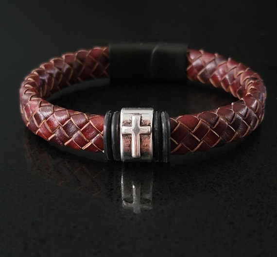 アクセサリー Engraved the Cross leatherbracelet GINZI Engraved Men Bracelet, Leather Cross Bracelet, Gift for Him