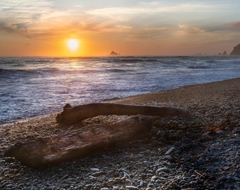 Sunset on Rialto Beach - Olympic National Park | Landscape Photography