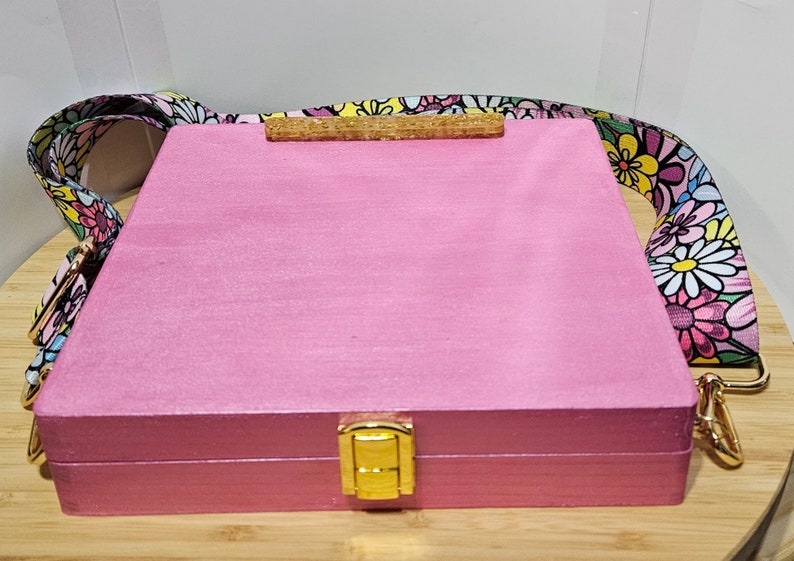 Wooden Artist Box with Strap Pink image 4