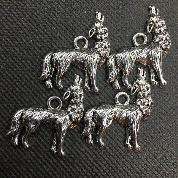 Howling Wolf Charm, Silver Wolf Charm, Wolf Charm, crafts, jewelry, supplies for crafts, Supplies for jewelry making
