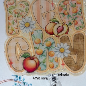 Bobine d'insigne coquette à carreaux fruits pêche avec dictons d'été | Insigne amusant | Bobine de badge mignon | Porte-carte d'identité rétractable | Cadeau professeur pour elle