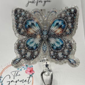 Strass Schmetterling Brosche Fliege silber Anstecker | Krankenhaus Arbeiter | Glitzer Anstecker | Schmetterling-Anstecker | Geschenk für Sie | Lehrer Geschenk