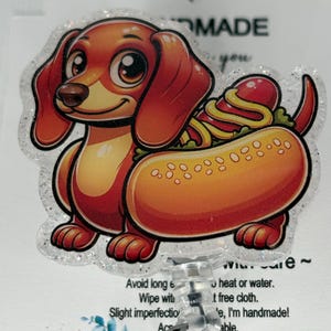 Hot Dog Dauchsand pet Fun Reel / Porta badge retrattile / Tecnico veterinario / Amante dei cani / Lavoratore ospedaliero / Studente infermiere / Porta badge glitterato