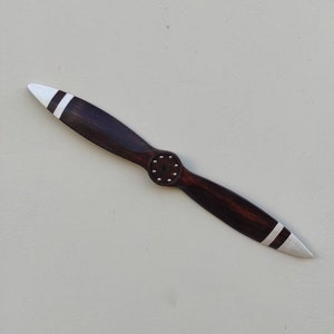 Wooden display propeller.27,1&quot;