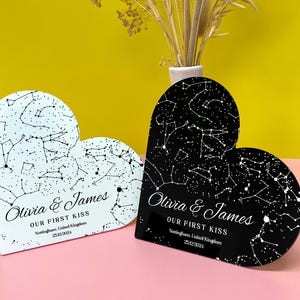 Cadeau d'anniversaire de carte des étoiles personnalisée | Plaque acrylique personnalisée en forme de coeur Constellation | Souvenir du 1er anniversaire de mariage pour les couples