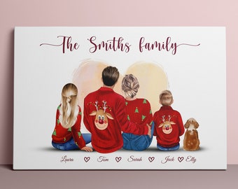 Puede incluir: Una ilustración navideña de una familia de cuatro personas que llevan suéteres rojos con diseños de renos. La familia está de pie frente a un fondo blanco con el texto "The Smiths family" en la parte superior. Los nombres Laura, Tom, Sarah, Jack y Elly están escritos debajo de la familia.