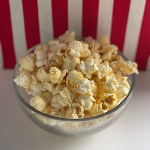 White Cheddar Gourmet Popcorn