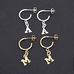 Pendientes con letras bañadas en oro de 14 quilates, aros con inicial en plata de ley 925 n.º 595, pendientes con alfabeto personalizados, joyería minimalista para uso diario