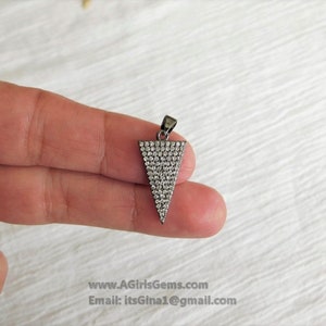 Arrow Charm, CZ Micro Pave Arrowhead Triangle Colgantes, Gunmetal Black, Rose, Gold, Silver 13 x 25 mm