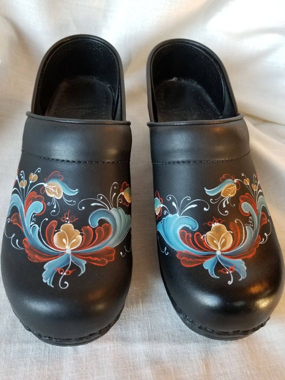 dansko clogs size 37