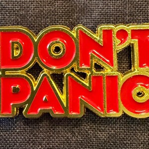 Quote Enamel Pin, Red Don’t Panic Text, 1.5-Inch Gold Outline