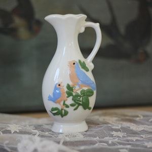 Adorable Vintage Embossed Bird Creamer//Pitcher//Vase