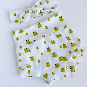 Frogs on white ~ Baby bummies girl shorties baby shorties toddler shorts baby girl shorties, baby bummy newborn bloomers baby