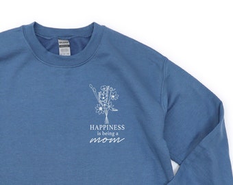 Bouquet Style - Happiness is Being a MOM - BASIC FLEECE Crewneck | Mom Graphic Tee | Mother's Day Gift | Gift for Mom | Love My Crew |