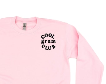 COOL Gramm-CLUB - Taschen-Design - BASIC Fleece Rundhals | Gramm Grafik T-Shirt | Muttertagsgeschenk | Geschenk für Oma | Liebe meine Crew | Oma Leben