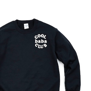 COOL Baba CLUB - Taschendesign - BASIC Fleece Rundhals | Baba Grafik Tee | Muttertagsgeschenk | Geschenk für Baba | Liebe meine Crew | Baba Life |