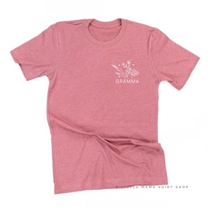 GRAMMA - Bouquet - Pocket Size - Unisex Tee | Gramma Graphic Tee | Shirt for Gramma | Mother&#39;s Day Gift | Grandma Graphic Tee | Floral Shirt
