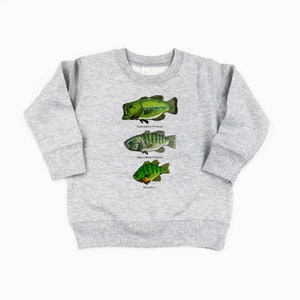 バス＆ブルーギルチャート（手描き） - 子供用セーター | 魚のグラフィックTシャツ | 子供用釣りシャツ | 手描きの魚 | 子供用ギフトアイデア | 子供用セーター