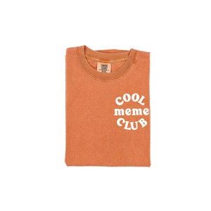 COOL Meme CLUB - Pocket Design - Short Sleeve Comfort Colors Tee | Meme Graphic Tee | Gift for Meme | Mother&#39;s Day Gift | Grandma Life |