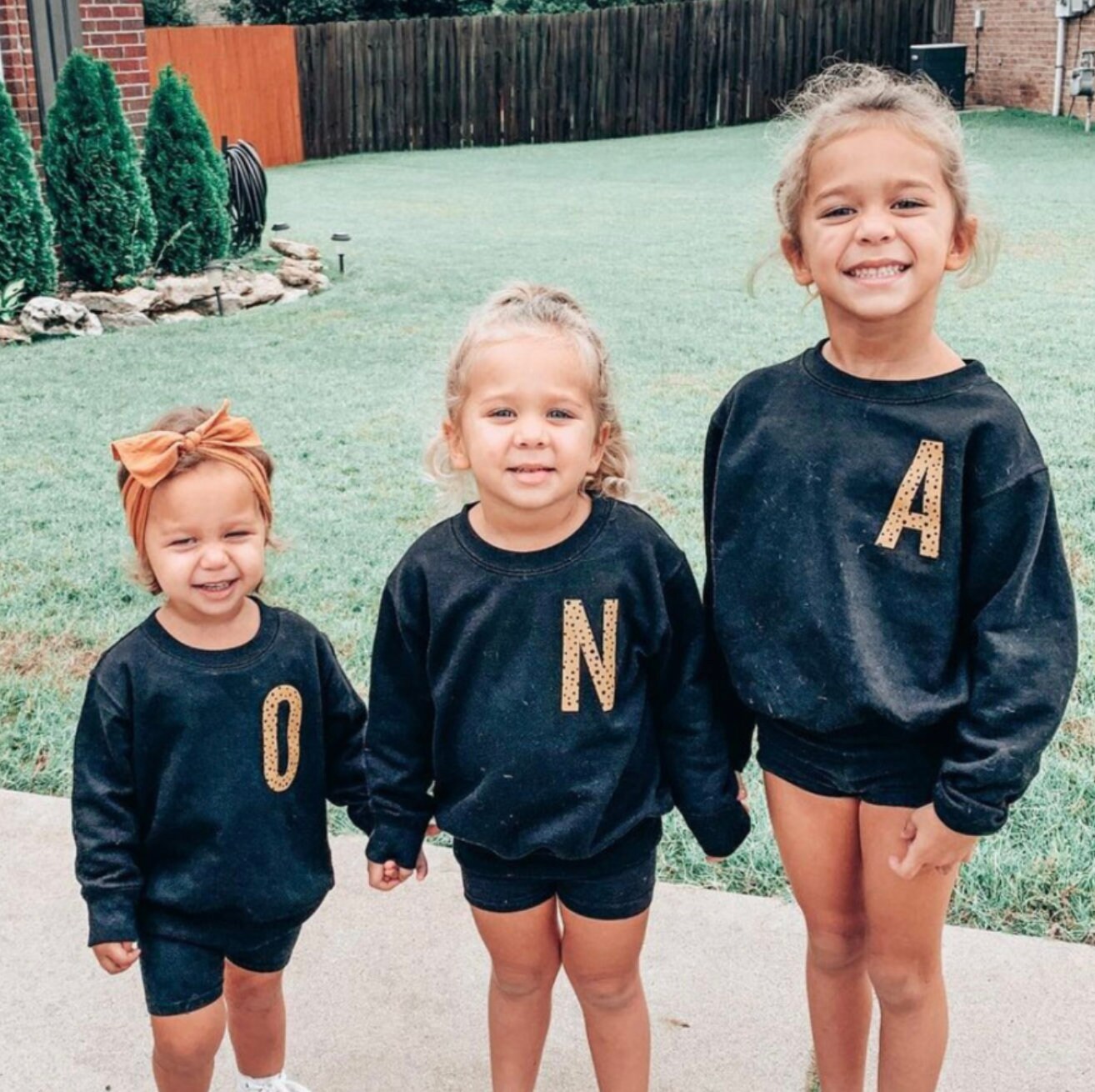 gap black turtleneck