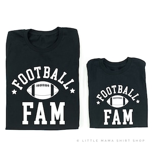 Football Fam - Set van 2 Shirts - ZWART w / WIT | Vader en Zoon Shirts | Vaderdagcadeau | Bijpassende Football Tees | Familie Voetbal Tees