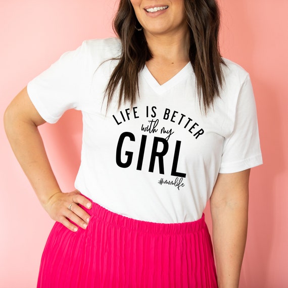 Mom Of Girls Mother's Day Gift T-Shirt Mom Of Girls Mother's Day Gift T-Shirt