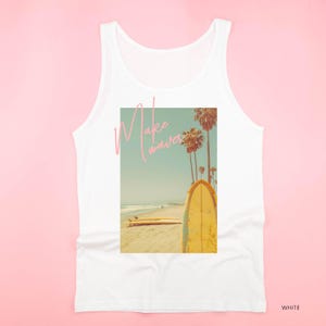 Make Waves - Camiseta unisex TANK / Conjunto de vacaciones / Camiseta de playa / Camiseta de verano / Vibras de vacaciones / Chica playera / Camisetas de vacaciones familiares /