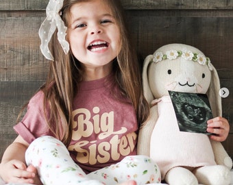 Big Sister (Retro) © - Short Sleeve Child Shirt | Toddler Girl Shirt | Shirts for Little Girls | Sister Shirts | Little Girl Shirts |