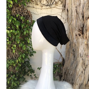 Women’s Long Fitted Under Hat, Black/White Sleep Cap, Non Slip Accessory for Under Wigs, Tichel, Hijab, Turban, Headwrap, Head Scarf Cover