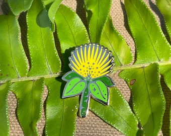 Ōhi'a Lehua Pin ~ Mamo/Yellow