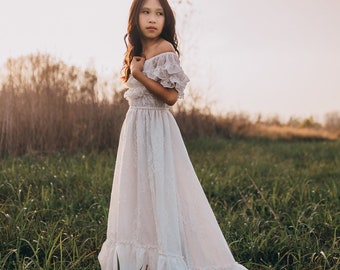 Romantic Flower Girl Dress, Off White Lace Maxi Dress, Victorian Style Dress, Rustic Country Lace Dress, Cottagecore Fairy Dress, ANABELLE